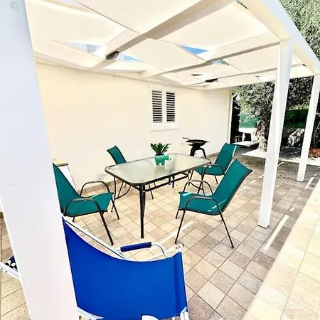 Holiday home Nei Pressi Del Faro Di *