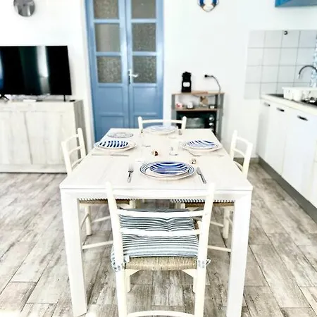 Nei Pressi Del Faro Di Holiday home *